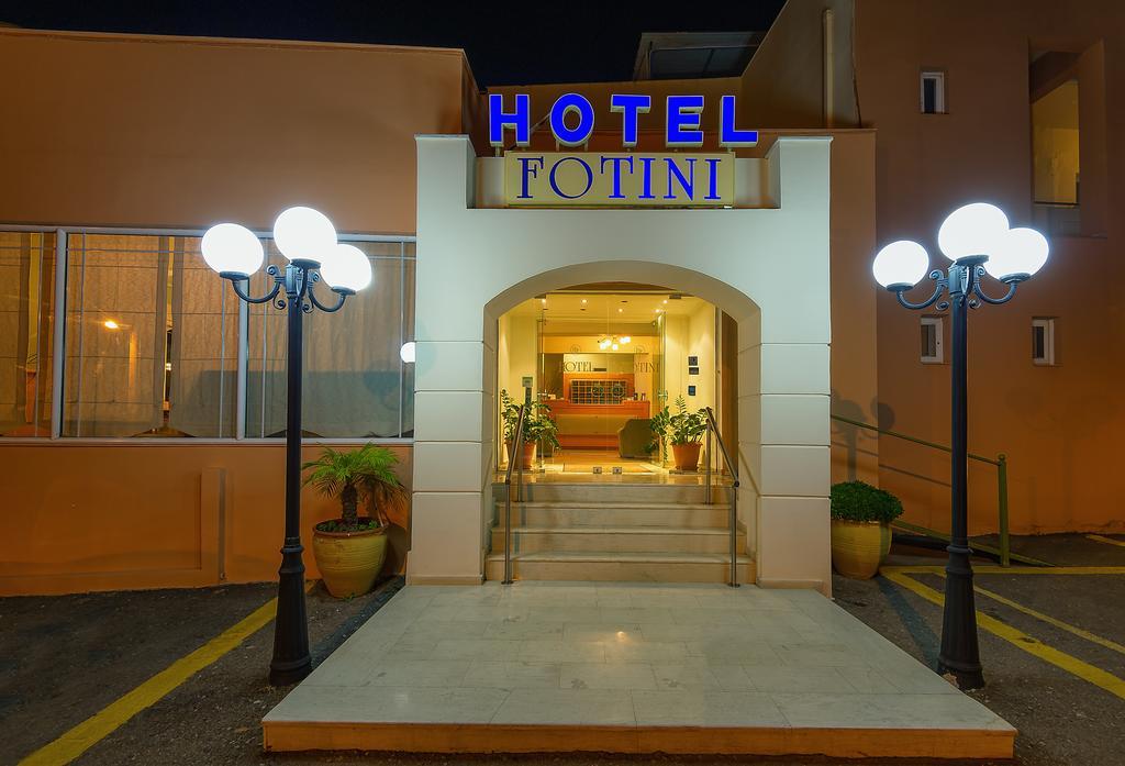 Hotel Fotini Kalamata Ngoại thất bức ảnh