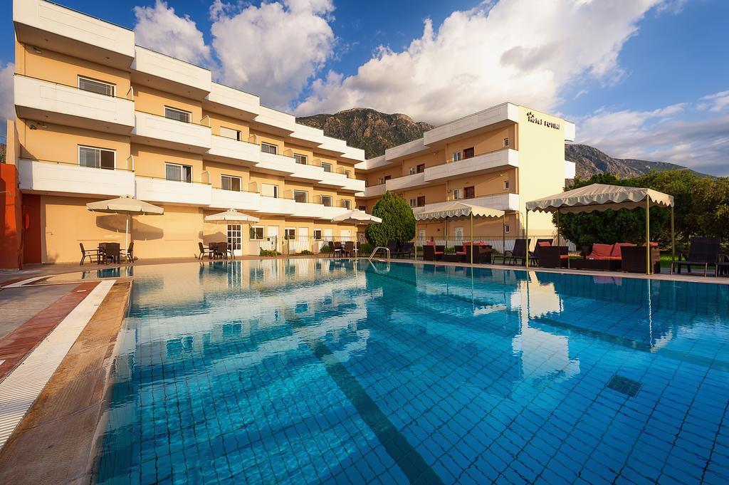 Hotel Fotini Kalamata Ngoại thất bức ảnh