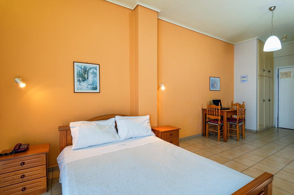 Hotel Fotini Kalamata Phòng bức ảnh