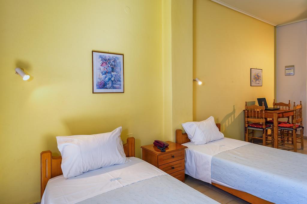 Hotel Fotini Kalamata Phòng bức ảnh